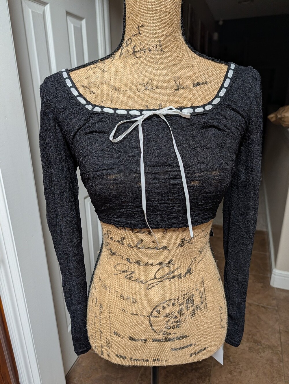 Women’s Black Long-Sleeve Crop Top with Tie Detail